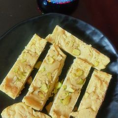 A picture of Soft Mouthmelting Sweet Mysore Pak.