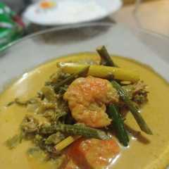 Gulai Paku jo Udang a.k.a gulai pakis রেসিপির প্রধান ছবি