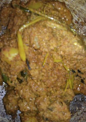 Foto resep Rendang daging sapi campuran kentang aroma sedap menggoda