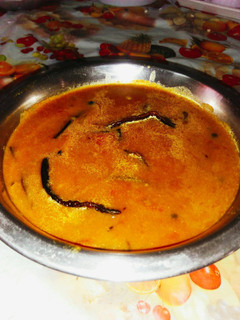கல்யாண வீட்டு வத்த குழம்பு செய்முறை முக்கிய புகைப்படம்