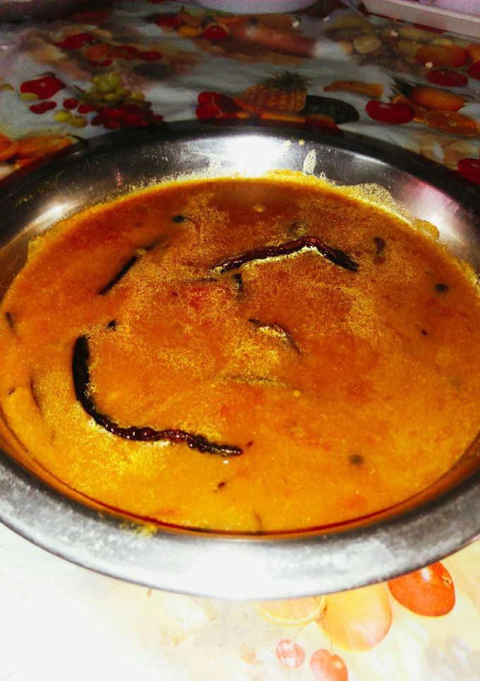 கல்யாண வீட்டு வத்த குழம்பு செய்முறை முக்கிய புகைப்படம்