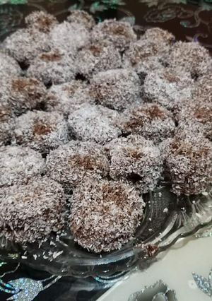 O poză a rețetei Prăjitură tăvălită prin cocos 🥥.