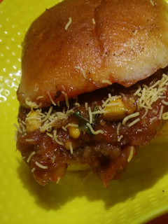 A picture of Spicy kutchi dabeli.