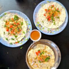 A picture of Papad chaat / salad 🥗😋 😋.