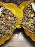 Zapallo cabutia relleno de carne y crocante de maíz