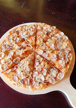 Foto resep Pizza topping sosis ayam dan 🍄 kancing