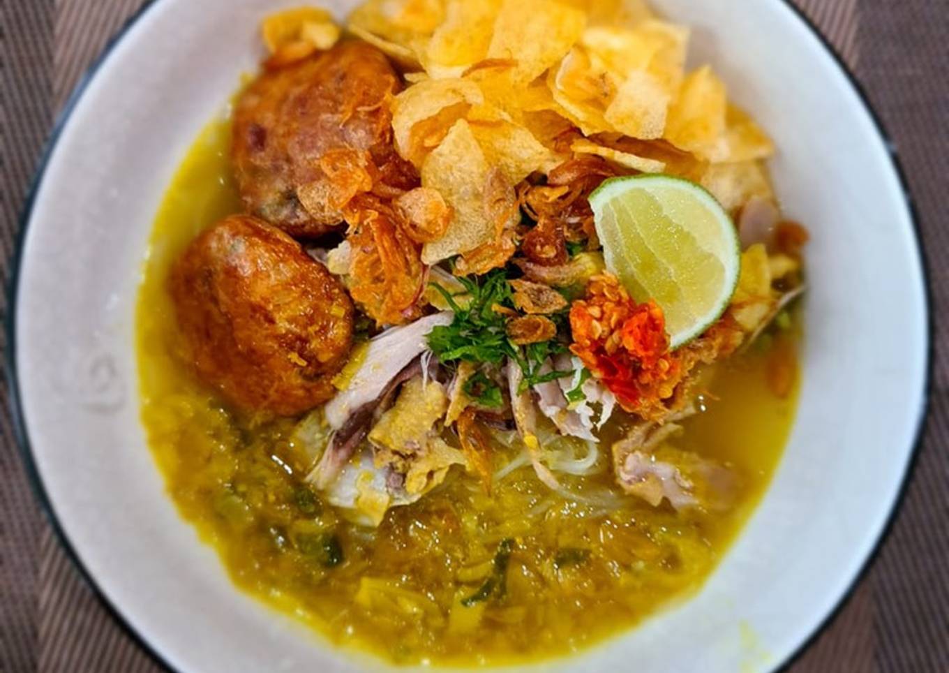 Soto Ayam Lengkap