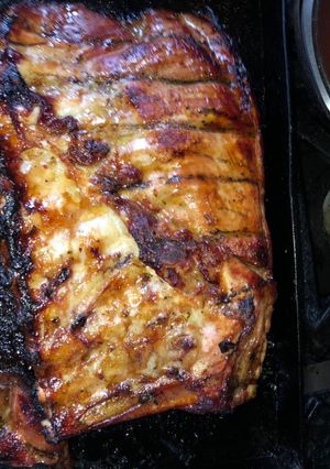 Una foto de Costillar de cerdo con salsa de mostaza, miel y soja😋