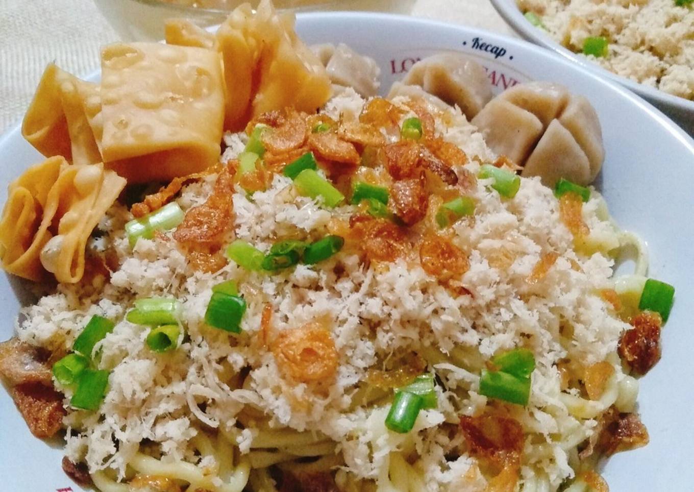 16. Cwie Mie a.k.a Pangsit Mie (lagii)