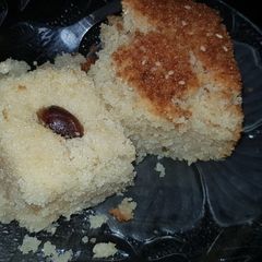 A picture of Basbousa.