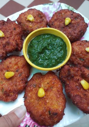 A picture of Corn vada.