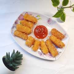 A picture of Keju/ Mozarella Goreng.