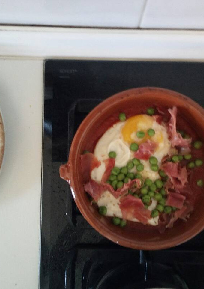 Una foto de Huevos a la flamenca