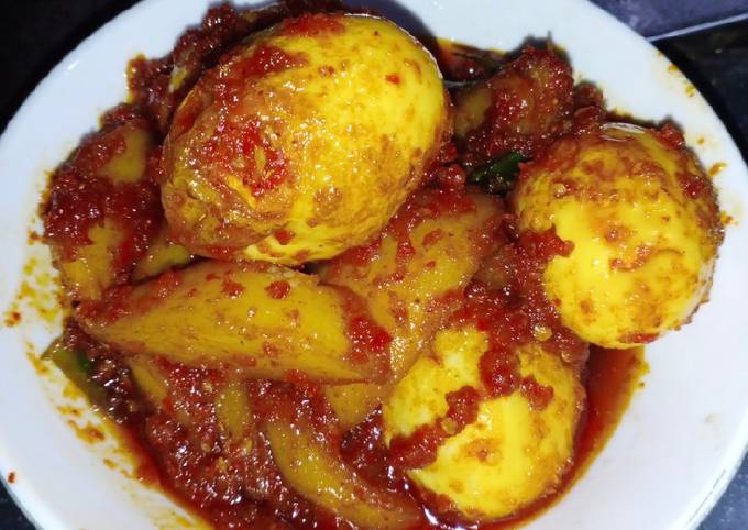 Cara Memasak Telur balado kentang Irit Anti Gagal