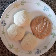 A picture of Idli.
