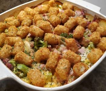 Easy Fast Cooking Brads ham cheese and broccoli tater tot casserole Delicious Steady