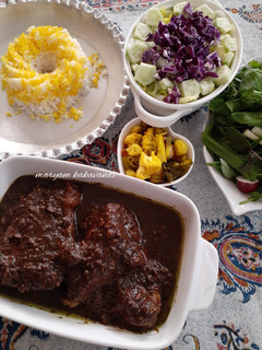 عکسی از دستور فسنجون با مرغ