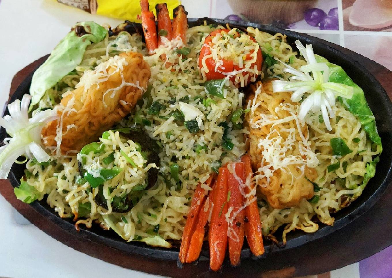 Maggi Noodles Sizzler