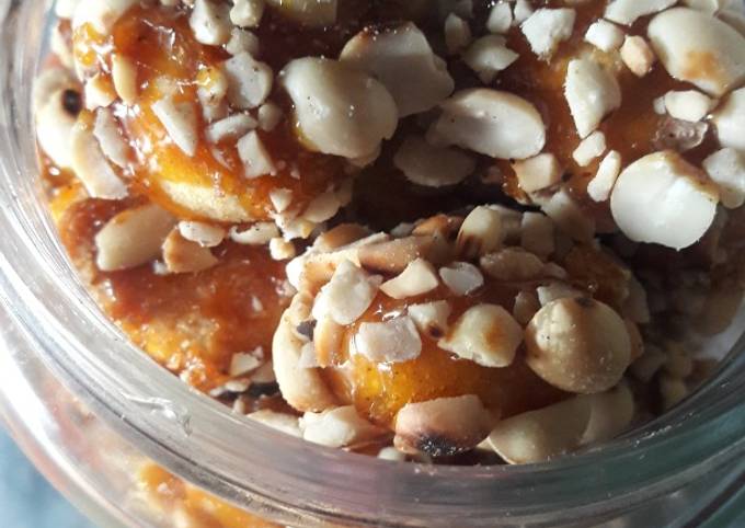 Resep Kue Kering Kacang Caramel Oleh Miss Tika Cookpad