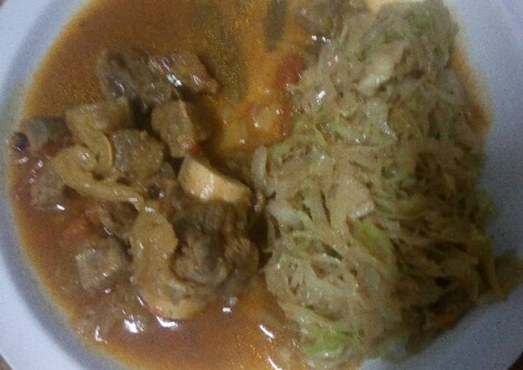 Simple Way to Prepare Speedy Stewed Beef with steamed Cabbage