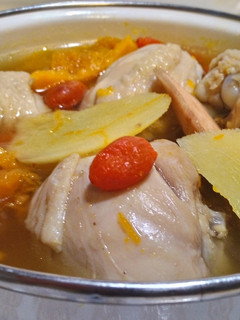 南瓜枸杞淮山雞肉湯 的食譜成品照片