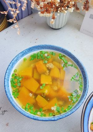 Hình của món 🔸️CANH BÍ ĐỎ THỊT BĂM.