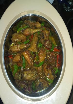 A picture of Peppered chicken.