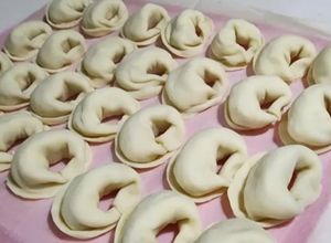 Una foto de Masa precocida para pastas rellenas 👌