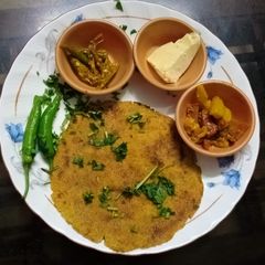 A picture of Mix Masala Paratha.