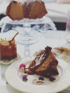 Foto principal de Bundt Cake de dulce de leche y coco