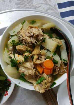 Hình của món Canh gà hầm.