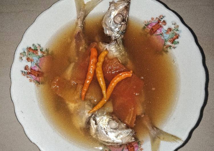 Pindang ikan layang asam matang kuah coklat