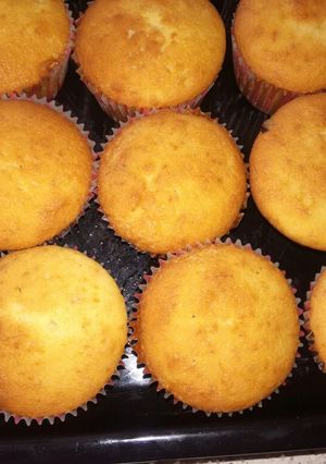 A picture of Banana cuppies.