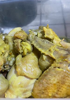 Foto resep Ayam Ungkep Bumbu Kuning