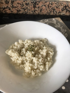 Una foto de Arroz a banda con ajo y perejil