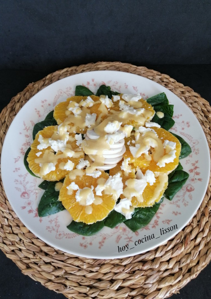 Una foto de Ensalada de espinacas