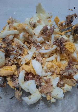 Una foto de Papas, sardinas y huevo duro (3 ingredientes)