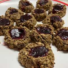 Una foto de Galletas/ojitos de avena y semillas
