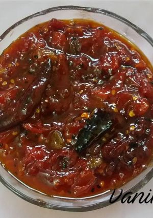 A picture of Tomato and jaggery chutney.