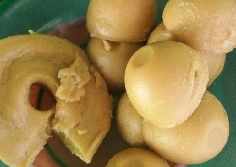 Bumbu mengolah Bolu Kumojo Nanas Kukus, Menggugah Selera