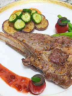 <祥記梅子>乾煎羊肩佐梅漿醋 的食譜成品照片