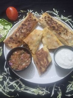 મેક્સિકન બિન બરિટો (Mexican Bean Burrito Recipe In Gujarati) રેસીપી મુખ્ય ફોટો