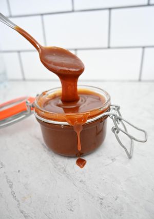 Une photo de Sauce au caramel beurre salé fait maison (facile)