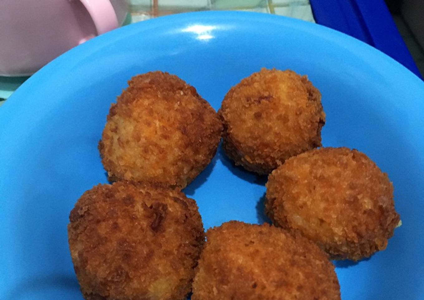 Bola bola nasi