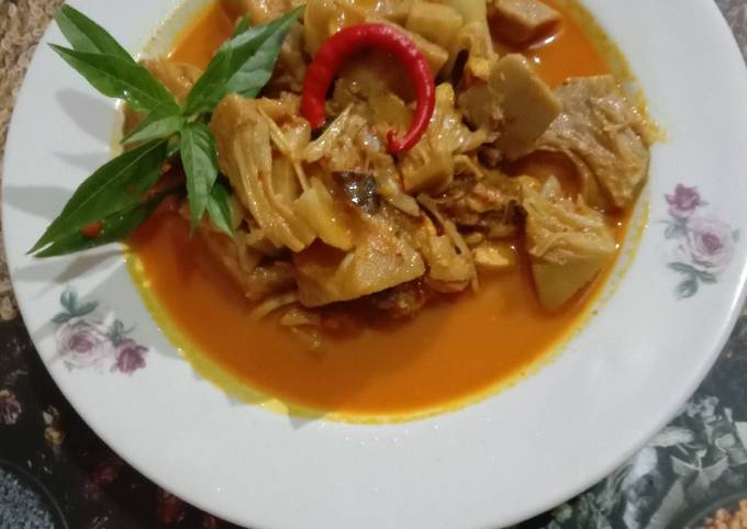 Cara Membuat &#34;Gulai nangka ayam kampung&#34;😘👍🏼😍 Farah Quinn