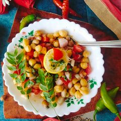 A picture of Easy Chana masala chaat 😋 (Healthy Breakfast).