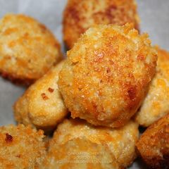 A picture of Chicken and Apple Nuggets.