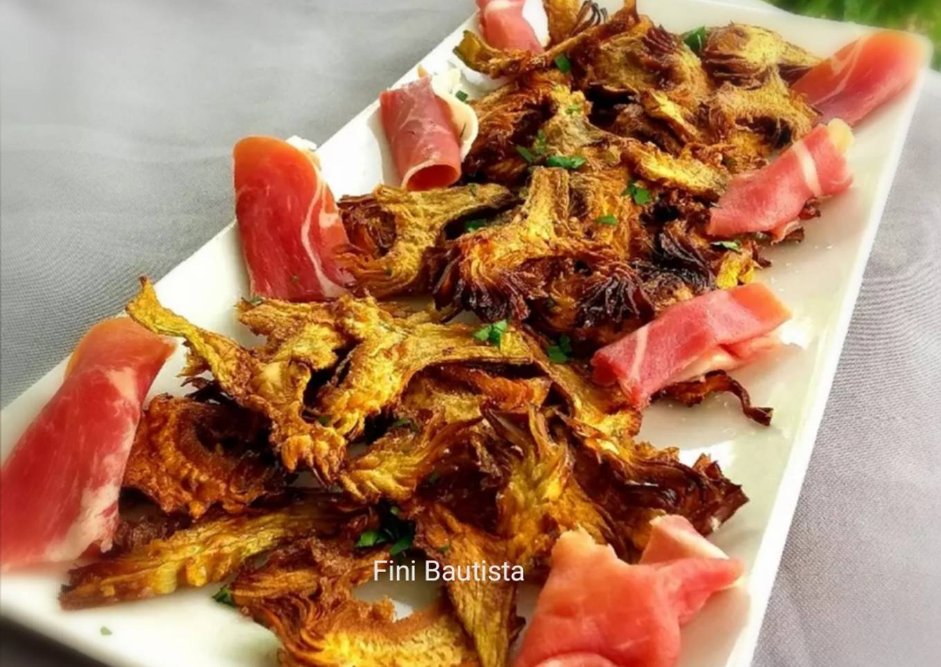 Alcachofas crujientes con jamón