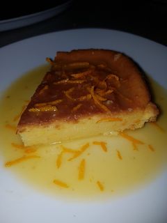 Una foto de Torta de naranja en su jugo