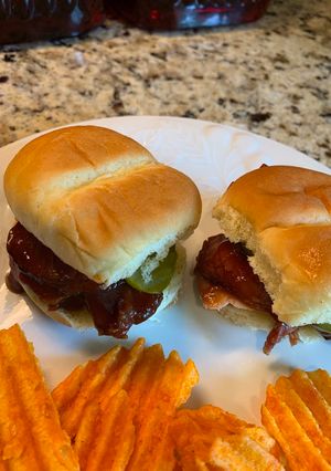 A picture of Barbecue Beef Sliders.